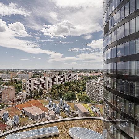 Rentplanet - Apartament Sky Tower Wroclaw Exterior photo